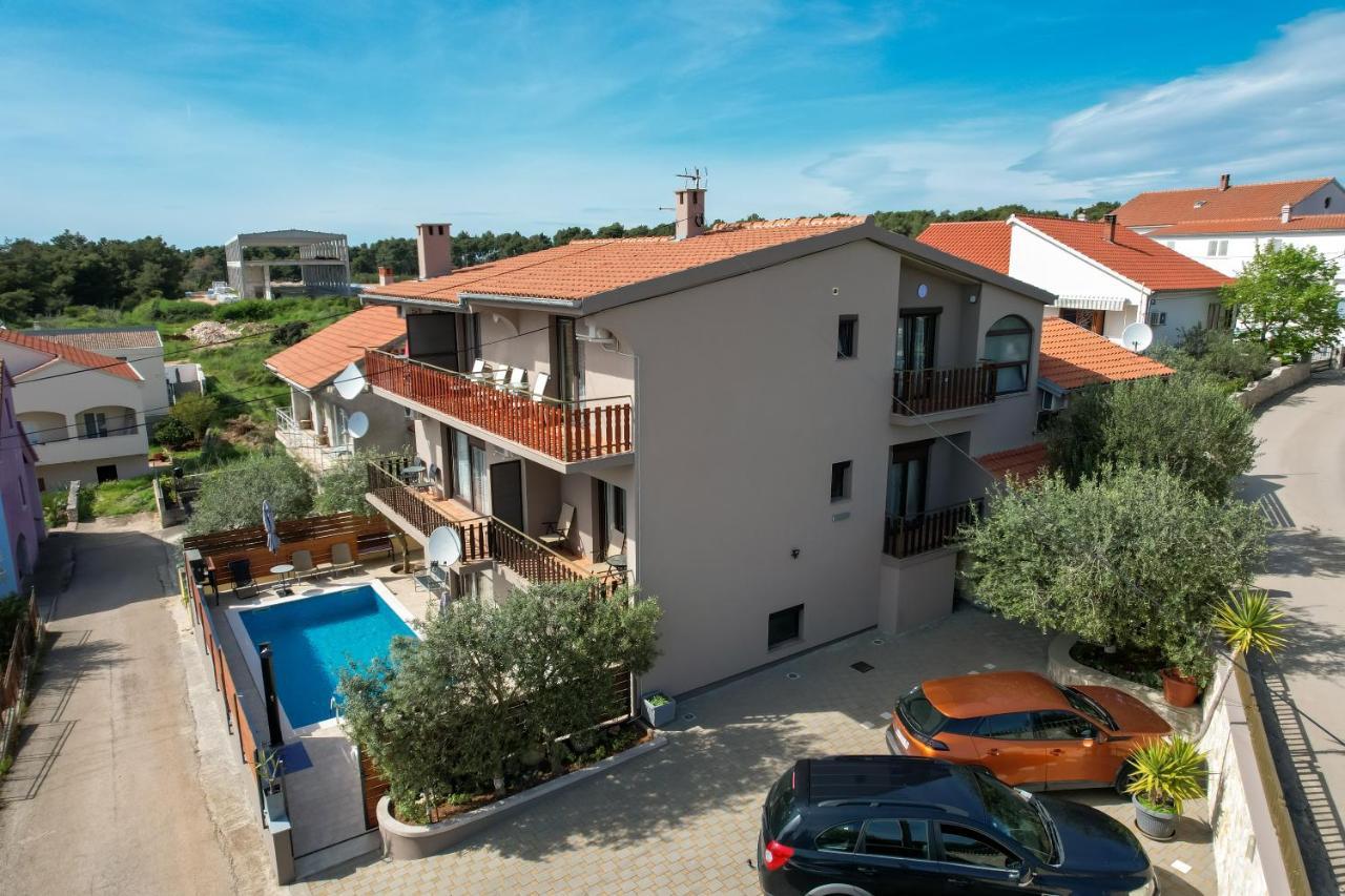 Pool Apartments Julia Zadar Exterior photo