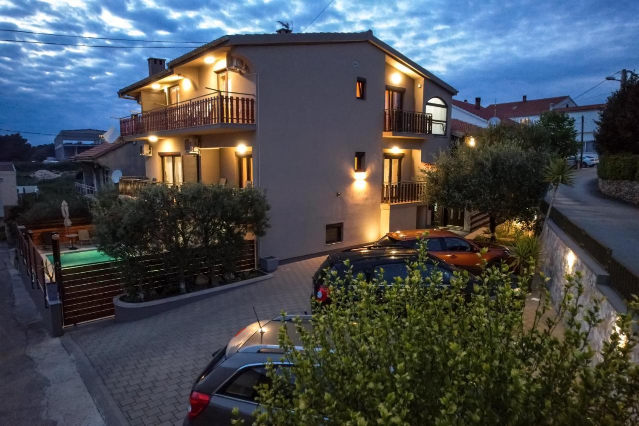 Pool Apartments Julia Zadar Exterior photo